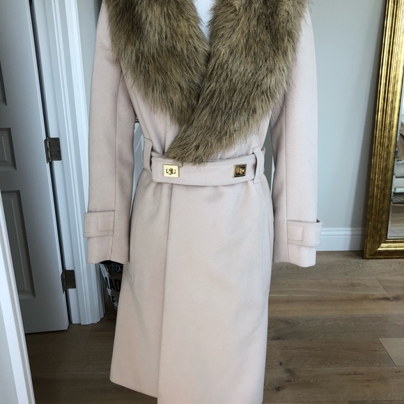 Coat - Picture 6 of 8